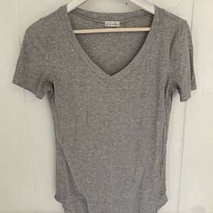 Grey Ribbed Malibu Beach Basics T-Shirt, Size S